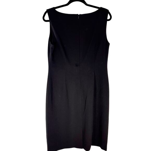 women's NWT classic solid black sleeveless sheath dress v-neck knee length sz 12 - Picture 2 of 3
